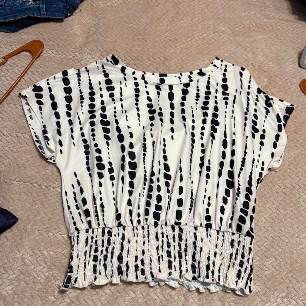SHEIN Black & White Dot Stripe Smocked Crop Top